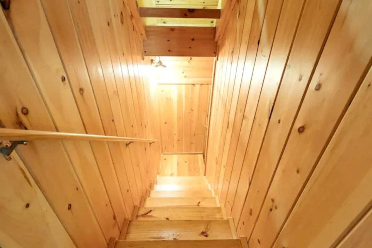 Smoky Mtn Hideaway - Cabin W/ Hot Tub & Pool Table Villa Sevierville Exterior foto