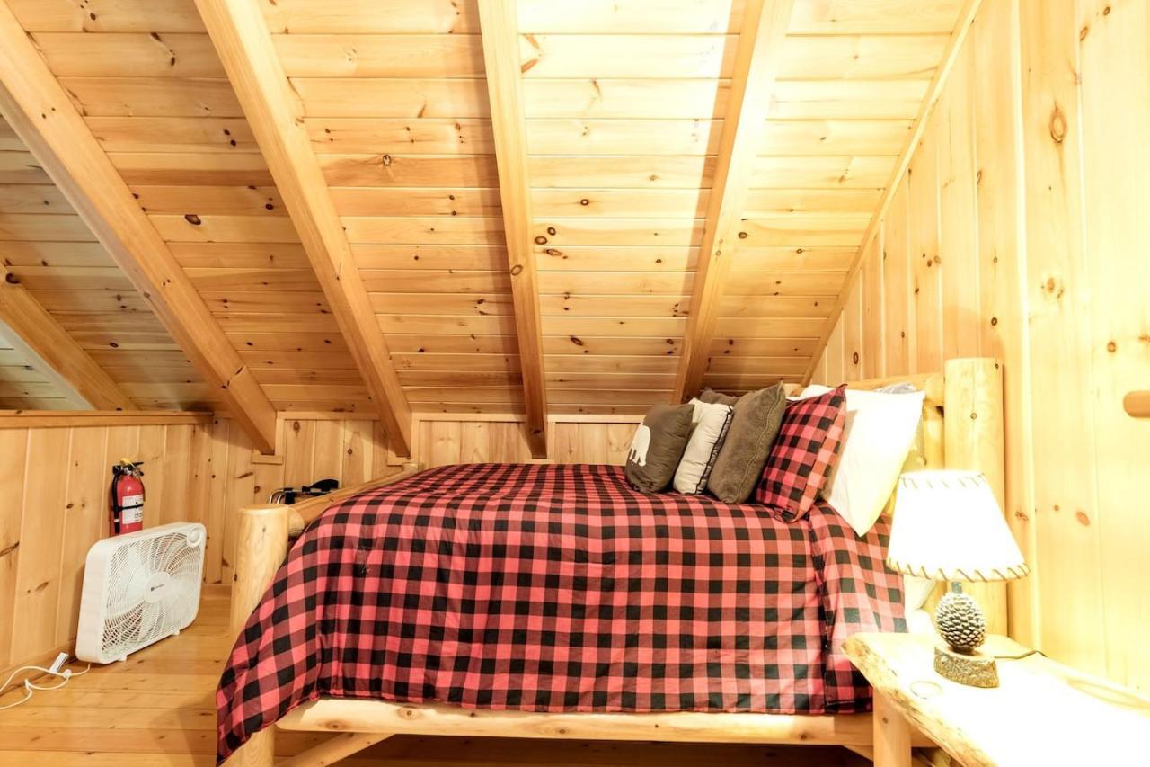 Smoky Mtn Hideaway - Cabin W/ Hot Tub & Pool Table Villa Sevierville Exterior foto