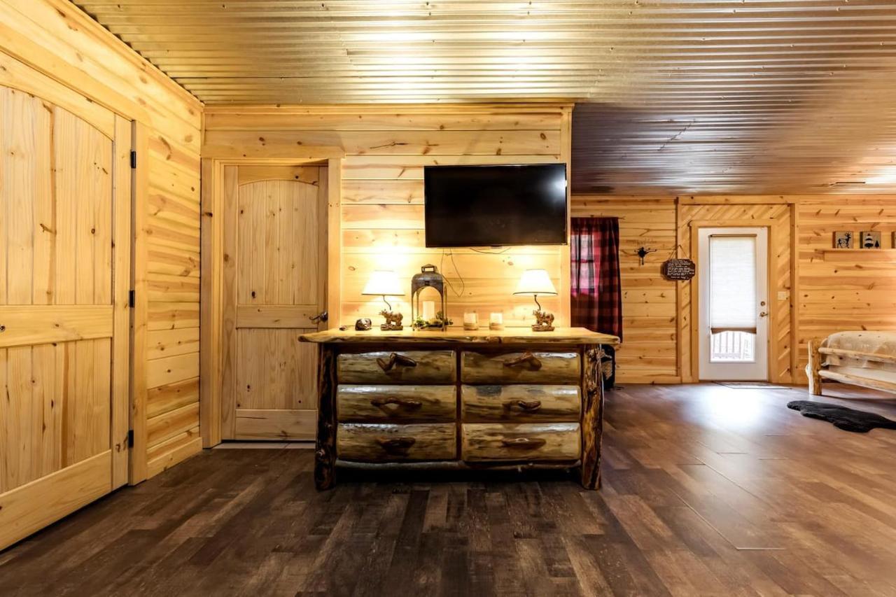 Smoky Mtn Hideaway - Cabin W/ Hot Tub & Pool Table Villa Sevierville Exterior foto